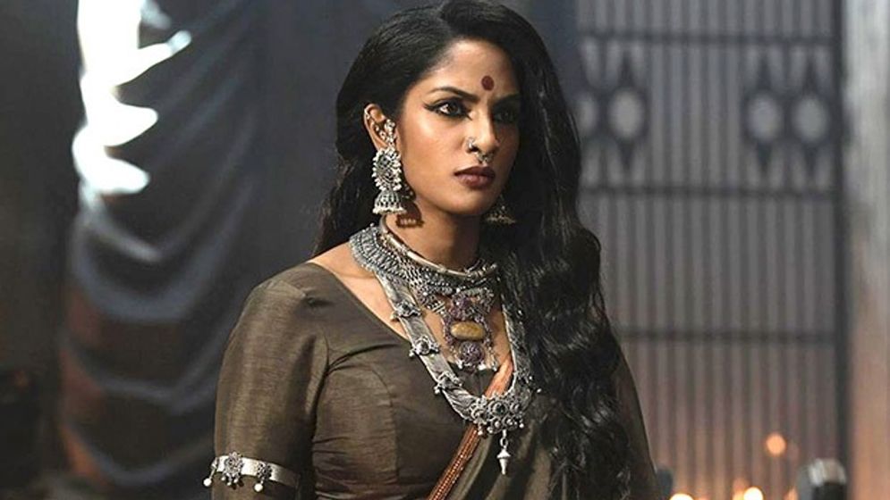 এক দশক পর ফিরলেন শ্রেয়া