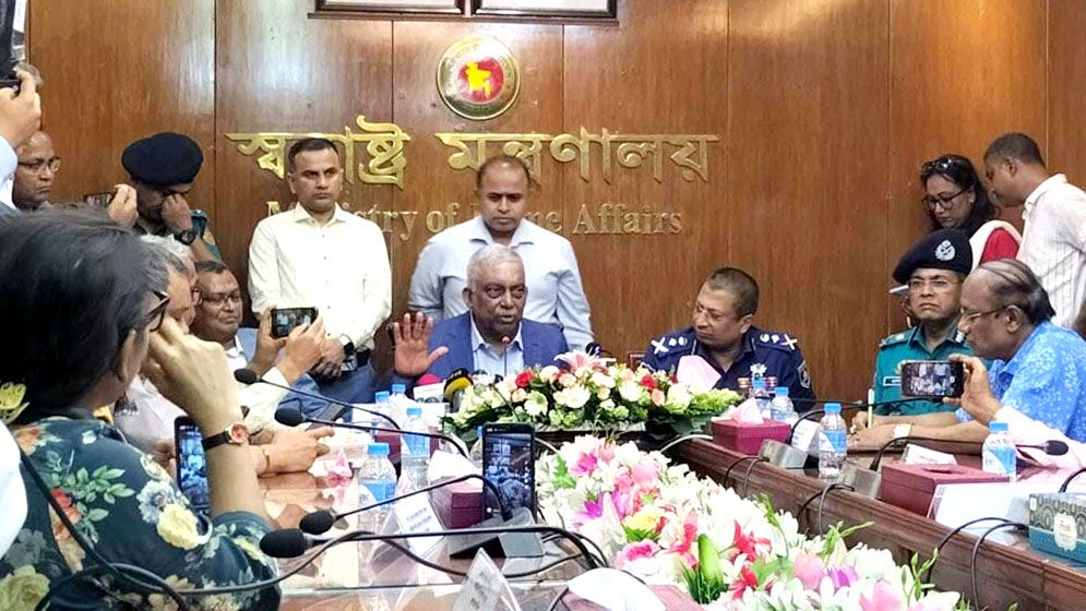 আনারের খুনিদের প্রায় চিহ্নিত: স্বরাষ্ট্রমন্ত্রী