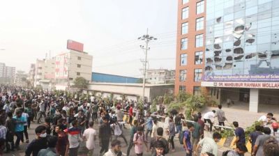 ৮ হাজার শিক্ষার্থীর বিরুদ্ধে মামলা