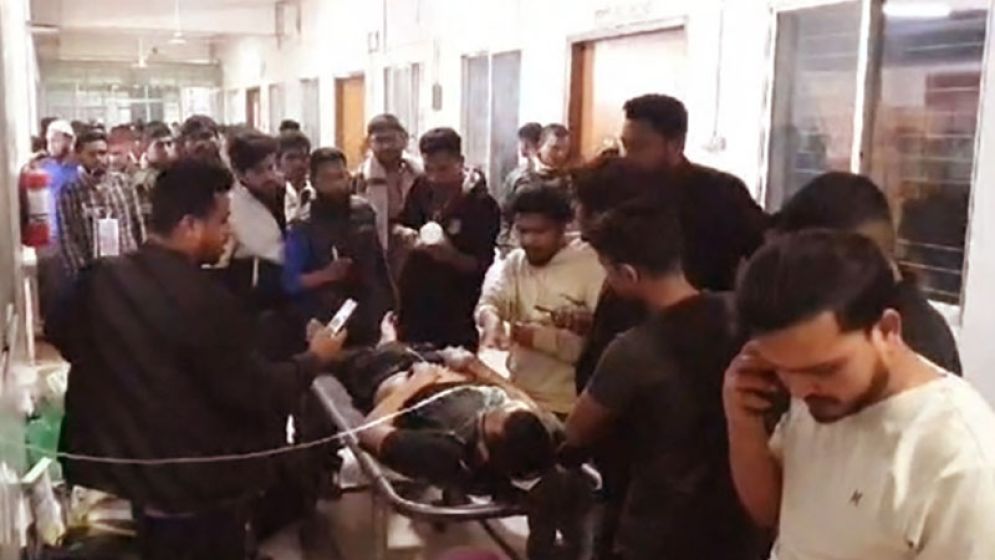 গাজীপুরে ছাত্র-জনতার ওপর হামলায় গ্রেপ্তার ১৬, ওসিকে সাসপেন্ড