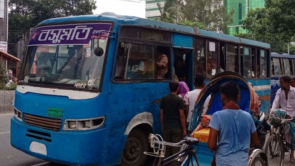 হুমকি-কুৎসায় অস্বস্থিতে বসুমতির সাধারণ সদস্যদের বর্তমান কমিটি