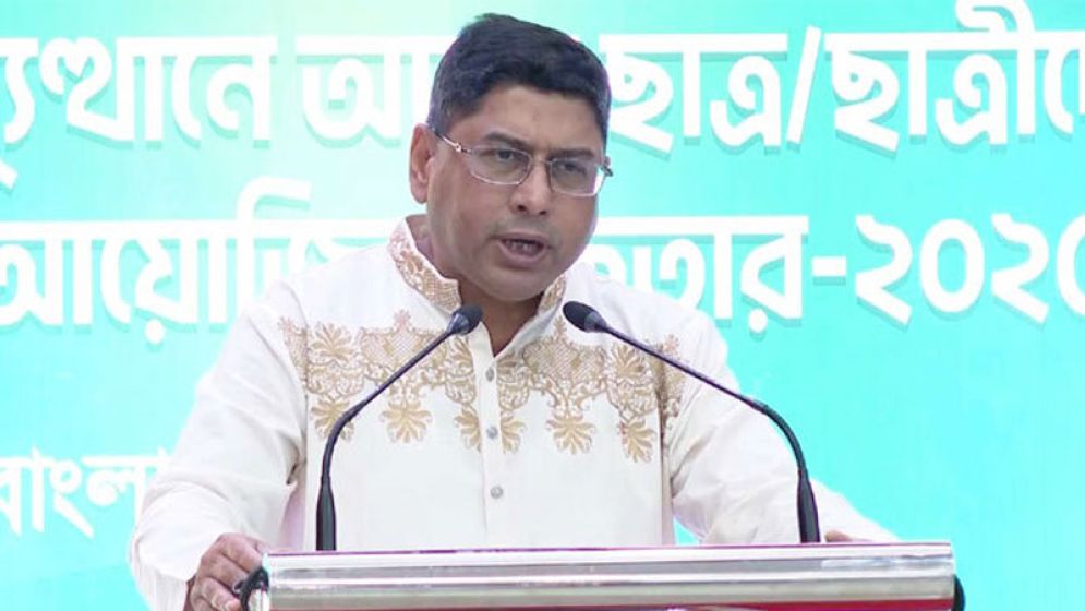 মনোবল হারাবেন না, অভ্যুত্থানে আহতদের পাশে থাকবে সেনাবাহিনী : সেনাপ্রধান