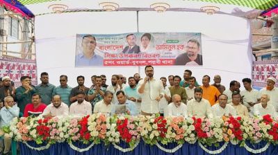 পল্লবীতে যুবদলের শিক্ষা উপকরণ বিতরণ 