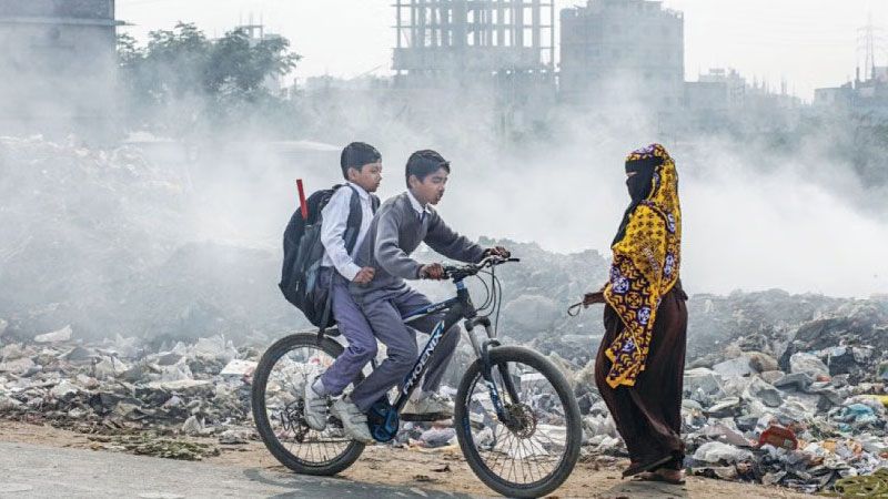 দুষণের অসুখে ঢাকা