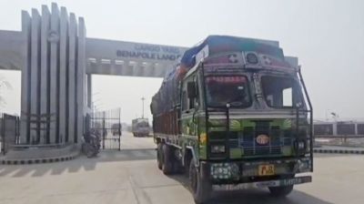 ট্রান্সশিপমেন্ট বাতিলের পর রফতানি করা ৪ ট্রাক পণ্য ফেরত পাঠালো ভারত