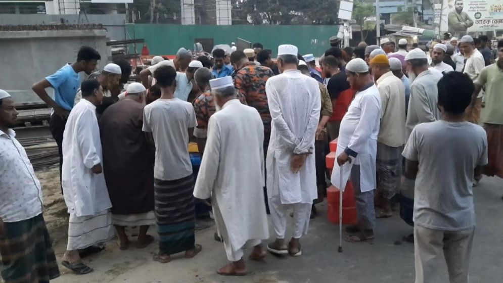 ঝিনাইদহে ট্রাক চাপায় নৈশ প্রহরী নিহত