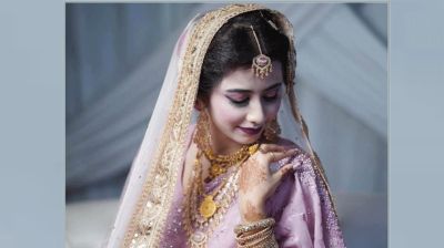 আফতাবনগরে অটোরিকশার চাকায় ওড়না পেঁচিয়ে তরুণীর মৃত্যু