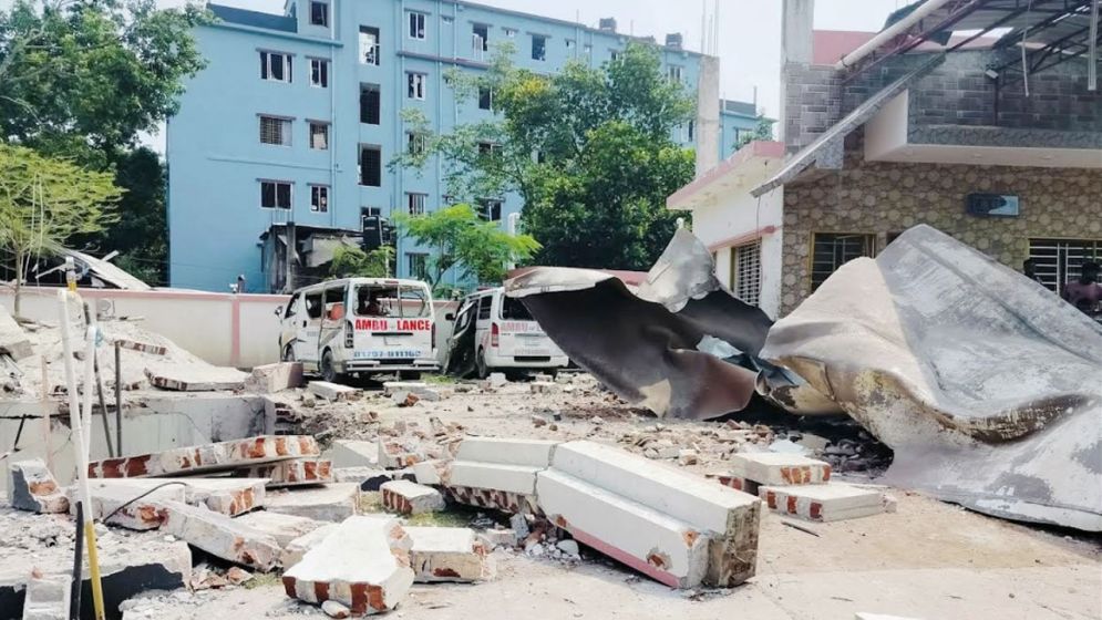 রংপুরে এলপি গ্যাস স্টেশনে বিস্ফোরণে নিহত ১, আহত ২৫