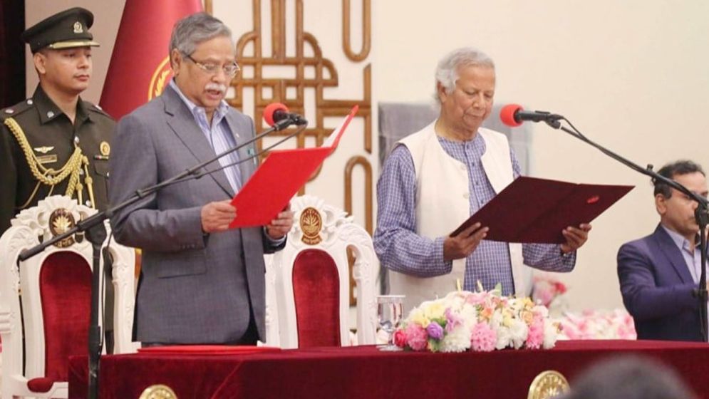 অন্তর্বর্তীকালীন সরকারের এক বছর
