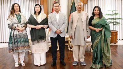 প্রধান উপদেষ্টার সঙ্গে তারেক রহমানের সপরিবারে সাক্ষাৎ