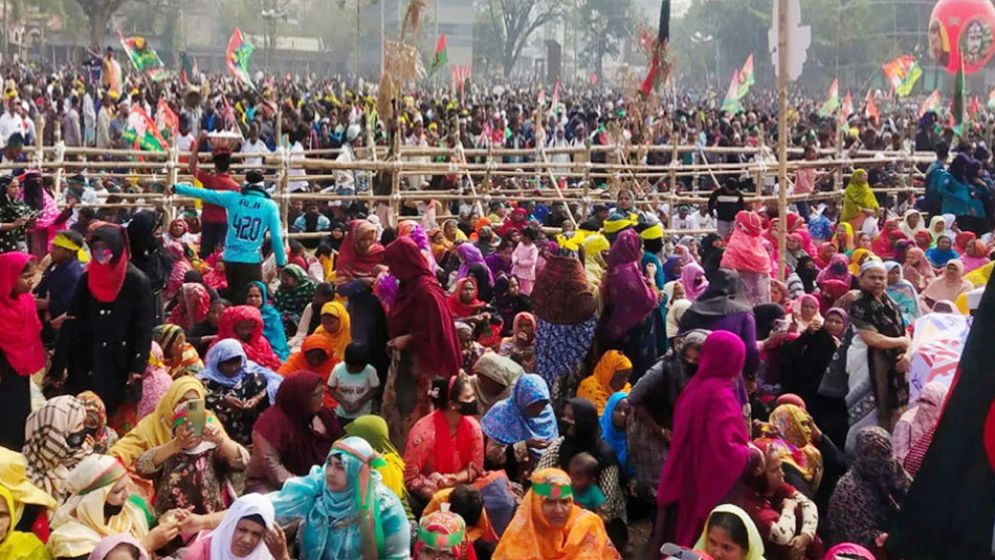 তারেক রহমানের সমাবেশস্থলে নেতাকর্মীদের ঢল