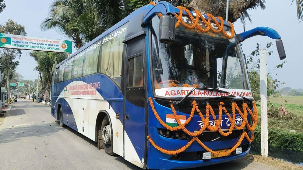 দেড় বছর পর আগরতলা-ঢাকা-কলকাতা বাস সার্ভিস ফের চালু