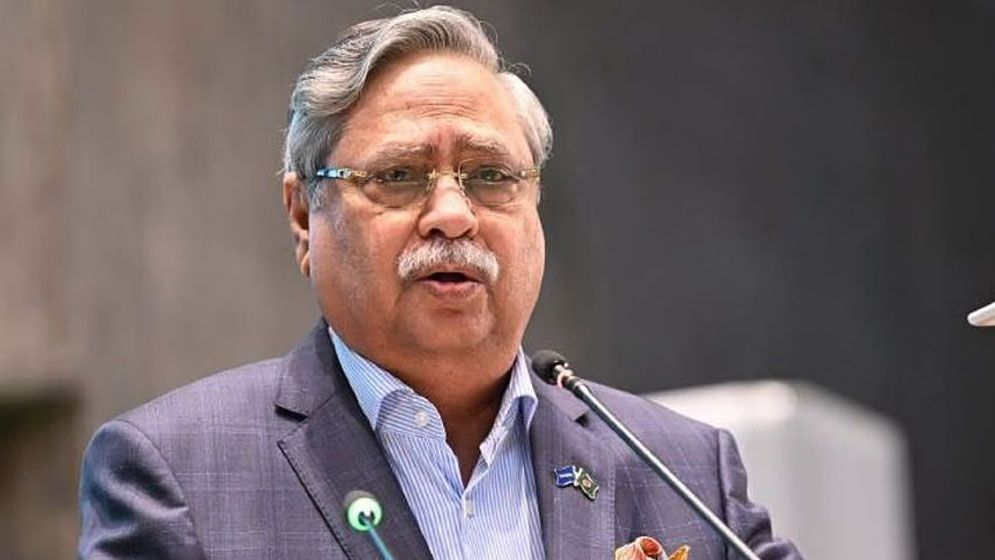 মেয়াদ শেষের এক বছর ৯ মাস আগেই রাষ্ট্রপতির পদত্যাগ