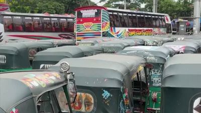 ফেনীতে টানা গ্যাস সংকটে সিএনজিচালকদের ভোগান্তি