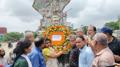 বীরশ্রেষ্ঠ হামিদুর রহমানের ভাস্কর্য পুনর্নির্মাণ দাবি 
