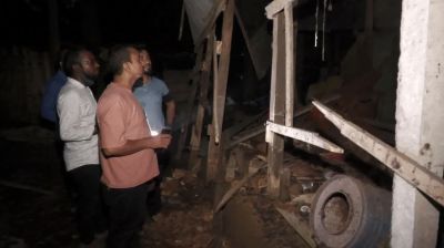 মাদারীপুরে পরিত্যক্ত ঘরে হাতবোমা বিস্ফোরণ