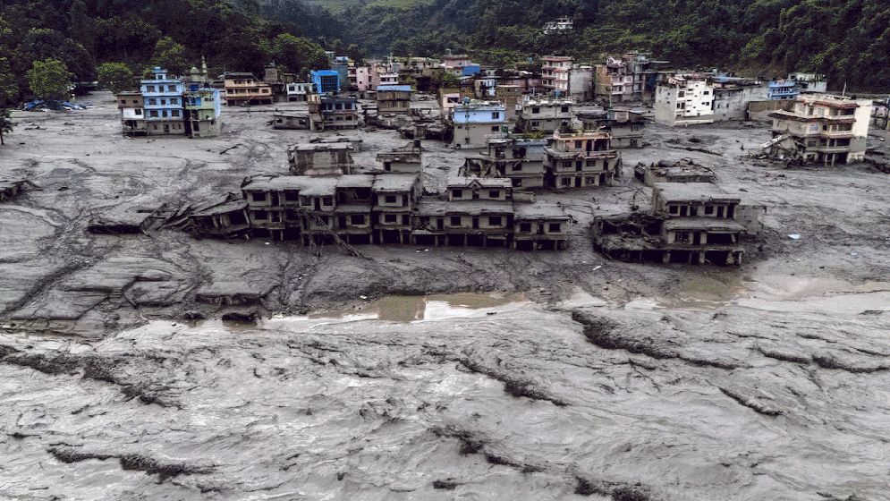 নেপাল-তিব্বতে ভয়াবহ বন্যায় মৃত বেড়ে ৭৫০