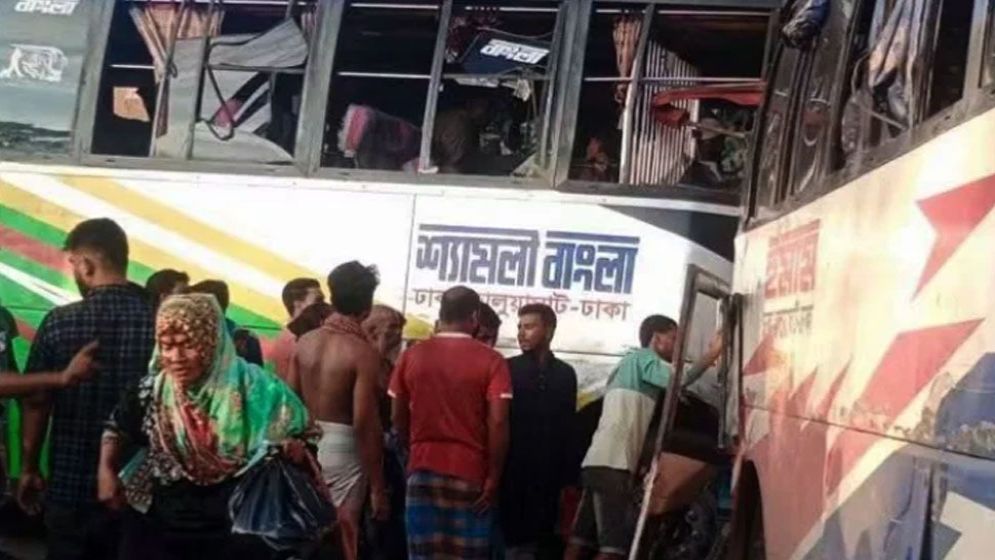 ময়মনসিংহে দুই বাসের সংঘর্ষ, নিহত ৩