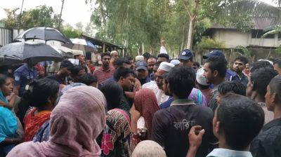 প্যারোলে মুক্তি পেয়ে মায়ের জানাজায় স্বেচ্ছাসেবক লীগ নেতা