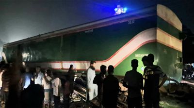 সান্তাহারে কুড়িগ্রাম এক্সপ্রেস ট্রেনের মালবাহী বগি লাইনচ্যুত